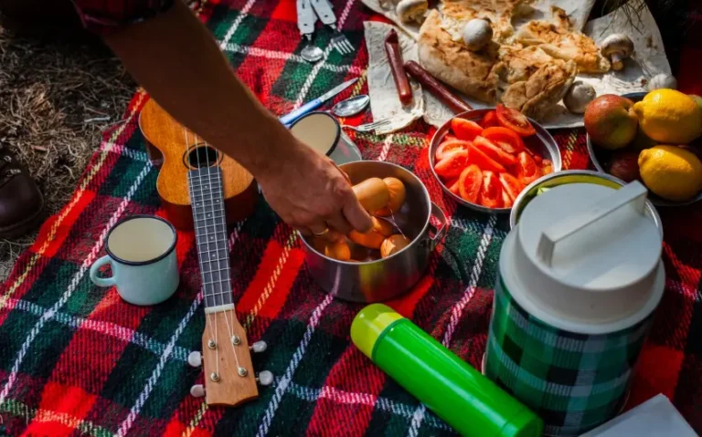 Easy Camping Recipes for the Great Outdoors